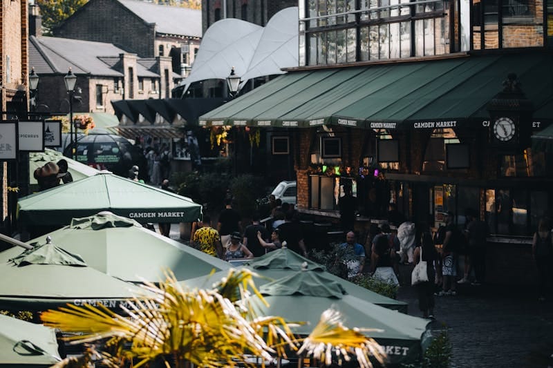 Strade del mercato di Camden a Londra