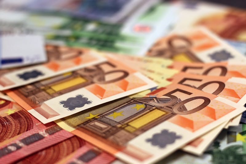Sterline monete costo ETA
