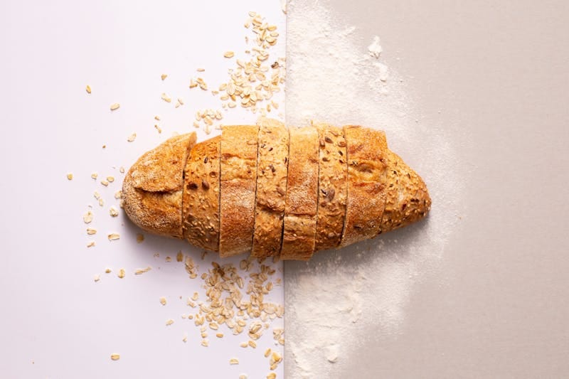 Tè inglese con scones e marmellata